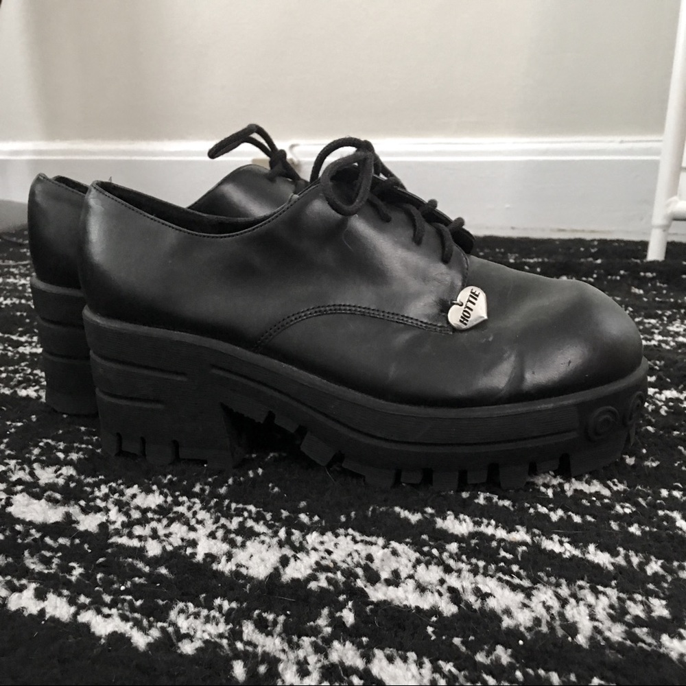 Black Chunky Heeled Faux Leather Lace Up Oxfords